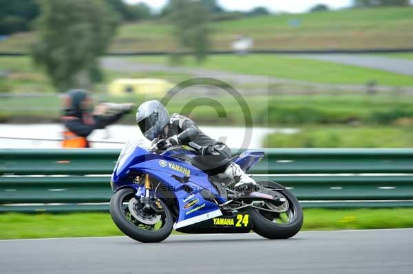 Mallory park Leicestershire;Mallory park photographs;Motorcycle action photographs;event digital images;eventdigitalimages;mallory park;no limits trackday;peter wileman photography;trackday;trackday digital images;trackday photos