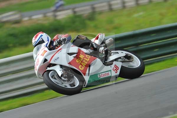 Mallory park Leicestershire;Mallory park photographs;Motorcycle action photographs;event digital images;eventdigitalimages;mallory park;no limits trackday;peter wileman photography;trackday;trackday digital images;trackday photos