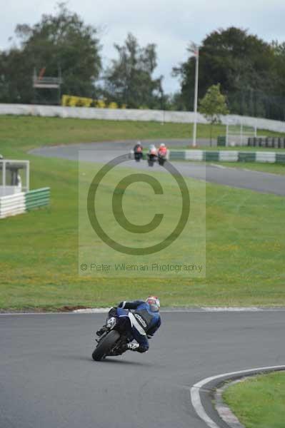 Mallory park Leicestershire;Mallory park photographs;Motorcycle action photographs;event digital images;eventdigitalimages;mallory park;no limits trackday;peter wileman photography;trackday;trackday digital images;trackday photos