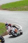 Mallory-park-Leicestershire;Mallory-park-photographs;Motorcycle-action-photographs;event-digital-images;eventdigitalimages;mallory-park;no-limits-trackday;peter-wileman-photography;trackday;trackday-digital-images;trackday-photos