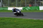 Mallory-park-Leicestershire;Mallory-park-photographs;Motorcycle-action-photographs;event-digital-images;eventdigitalimages;mallory-park;no-limits-trackday;peter-wileman-photography;trackday;trackday-digital-images;trackday-photos