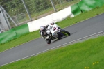 Mallory-park-Leicestershire;Mallory-park-photographs;Motorcycle-action-photographs;event-digital-images;eventdigitalimages;mallory-park;no-limits-trackday;peter-wileman-photography;trackday;trackday-digital-images;trackday-photos
