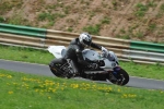 Mallory-park-Leicestershire;Mallory-park-photographs;Motorcycle-action-photographs;event-digital-images;eventdigitalimages;mallory-park;no-limits-trackday;peter-wileman-photography;trackday;trackday-digital-images;trackday-photos