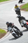 Mallory-park-Leicestershire;Mallory-park-photographs;Motorcycle-action-photographs;event-digital-images;eventdigitalimages;mallory-park;no-limits-trackday;peter-wileman-photography;trackday;trackday-digital-images;trackday-photos