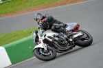 Mallory-park-Leicestershire;Mallory-park-photographs;Motorcycle-action-photographs;event-digital-images;eventdigitalimages;mallory-park;no-limits-trackday;peter-wileman-photography;trackday;trackday-digital-images;trackday-photos