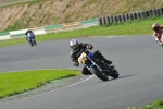 Mallory-park-Leicestershire;Mallory-park-photographs;Motorcycle-action-photographs;event-digital-images;eventdigitalimages;mallory-park;no-limits-trackday;peter-wileman-photography;trackday;trackday-digital-images;trackday-photos