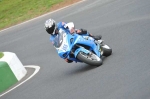 Mallory-park-Leicestershire;Mallory-park-photographs;Motorcycle-action-photographs;event-digital-images;eventdigitalimages;mallory-park;no-limits-trackday;peter-wileman-photography;trackday;trackday-digital-images;trackday-photos
