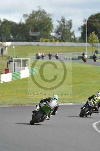 Mallory park Leicestershire;Mallory park photographs;Motorcycle action photographs;event digital images;eventdigitalimages;mallory park;no limits trackday;peter wileman photography;trackday;trackday digital images;trackday photos