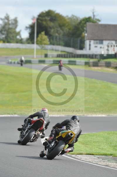 Mallory park Leicestershire;Mallory park photographs;Motorcycle action photographs;event digital images;eventdigitalimages;mallory park;no limits trackday;peter wileman photography;trackday;trackday digital images;trackday photos
