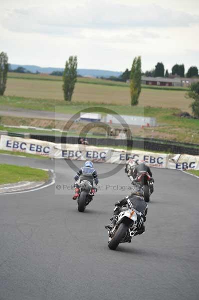 Mallory park Leicestershire;Mallory park photographs;Motorcycle action photographs;event digital images;eventdigitalimages;mallory park;no limits trackday;peter wileman photography;trackday;trackday digital images;trackday photos