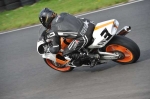 Mallory-park-Leicestershire;Mallory-park-photographs;Motorcycle-action-photographs;event-digital-images;eventdigitalimages;mallory-park;no-limits-trackday;peter-wileman-photography;trackday;trackday-digital-images;trackday-photos