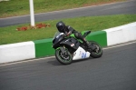 Mallory-park-Leicestershire;Mallory-park-photographs;Motorcycle-action-photographs;event-digital-images;eventdigitalimages;mallory-park;no-limits-trackday;peter-wileman-photography;trackday;trackday-digital-images;trackday-photos