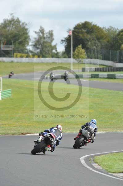 Mallory park Leicestershire;Mallory park photographs;Motorcycle action photographs;event digital images;eventdigitalimages;mallory park;no limits trackday;peter wileman photography;trackday;trackday digital images;trackday photos