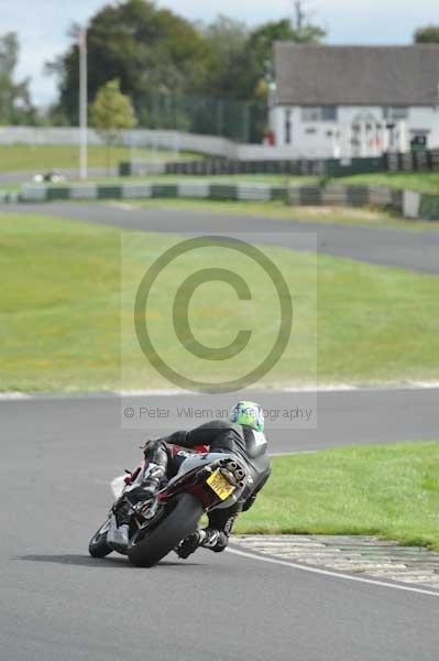 Mallory park Leicestershire;Mallory park photographs;Motorcycle action photographs;event digital images;eventdigitalimages;mallory park;no limits trackday;peter wileman photography;trackday;trackday digital images;trackday photos