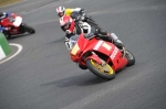 Mallory-park-Leicestershire;Mallory-park-photographs;Motorcycle-action-photographs;event-digital-images;eventdigitalimages;mallory-park;no-limits-trackday;peter-wileman-photography;trackday;trackday-digital-images;trackday-photos