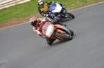 Mallory-park-Leicestershire;Mallory-park-photographs;Motorcycle-action-photographs;event-digital-images;eventdigitalimages;mallory-park;no-limits-trackday;peter-wileman-photography;trackday;trackday-digital-images;trackday-photos