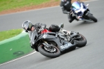 Mallory-park-Leicestershire;Mallory-park-photographs;Motorcycle-action-photographs;event-digital-images;eventdigitalimages;mallory-park;no-limits-trackday;peter-wileman-photography;trackday;trackday-digital-images;trackday-photos