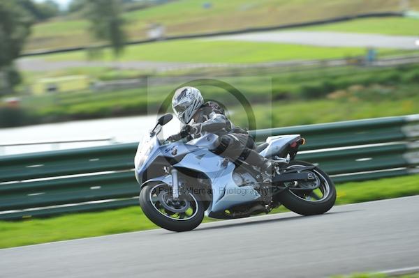 Mallory park Leicestershire;Mallory park photographs;Motorcycle action photographs;event digital images;eventdigitalimages;mallory park;no limits trackday;peter wileman photography;trackday;trackday digital images;trackday photos