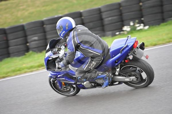 Mallory park Leicestershire;Mallory park photographs;Motorcycle action photographs;event digital images;eventdigitalimages;mallory park;no limits trackday;peter wileman photography;trackday;trackday digital images;trackday photos