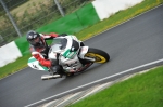 Mallory-park-Leicestershire;Mallory-park-photographs;Motorcycle-action-photographs;event-digital-images;eventdigitalimages;mallory-park;no-limits-trackday;peter-wileman-photography;trackday;trackday-digital-images;trackday-photos