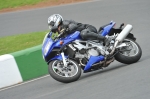 Mallory-park-Leicestershire;Mallory-park-photographs;Motorcycle-action-photographs;event-digital-images;eventdigitalimages;mallory-park;no-limits-trackday;peter-wileman-photography;trackday;trackday-digital-images;trackday-photos