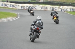 Mallory-park-Leicestershire;Mallory-park-photographs;Motorcycle-action-photographs;event-digital-images;eventdigitalimages;mallory-park;no-limits-trackday;peter-wileman-photography;trackday;trackday-digital-images;trackday-photos