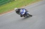 Mallory-park-Leicestershire;Mallory-park-photographs;Motorcycle-action-photographs;event-digital-images;eventdigitalimages;mallory-park;no-limits-trackday;peter-wileman-photography;trackday;trackday-digital-images;trackday-photos