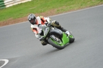 Mallory-park-Leicestershire;Mallory-park-photographs;Motorcycle-action-photographs;event-digital-images;eventdigitalimages;mallory-park;no-limits-trackday;peter-wileman-photography;trackday;trackday-digital-images;trackday-photos