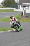 Mallory-park-Leicestershire;Mallory-park-photographs;Motorcycle-action-photographs;event-digital-images;eventdigitalimages;mallory-park;no-limits-trackday;peter-wileman-photography;trackday;trackday-digital-images;trackday-photos