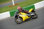 Mallory-park-Leicestershire;Mallory-park-photographs;Motorcycle-action-photographs;event-digital-images;eventdigitalimages;mallory-park;no-limits-trackday;peter-wileman-photography;trackday;trackday-digital-images;trackday-photos