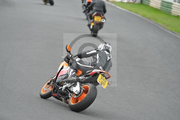 Mallory park Leicestershire;Mallory park photographs;Motorcycle action photographs;event digital images;eventdigitalimages;mallory park;no limits trackday;peter wileman photography;trackday;trackday digital images;trackday photos