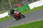 Mallory-park-Leicestershire;Mallory-park-photographs;Motorcycle-action-photographs;event-digital-images;eventdigitalimages;mallory-park;no-limits-trackday;peter-wileman-photography;trackday;trackday-digital-images;trackday-photos