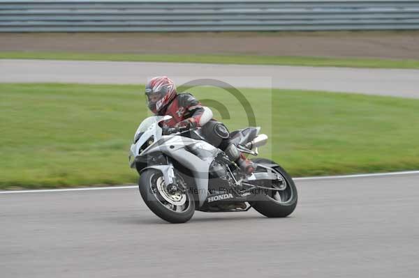 Motorcycle action photographs;Rockingham;Rockingham photographs;Trackday digital images;event digital images;eventdigitalimages;no limits trackday;peter wileman photography;rockingham corby northamptonshire;trackday;trackday photos