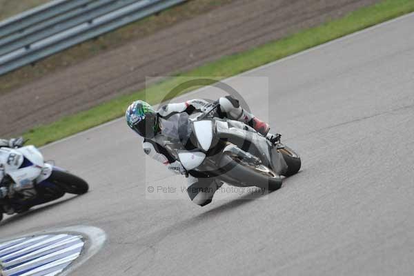 Motorcycle action photographs;Rockingham;Rockingham photographs;Trackday digital images;event digital images;eventdigitalimages;no limits trackday;peter wileman photography;rockingham corby northamptonshire;trackday;trackday photos