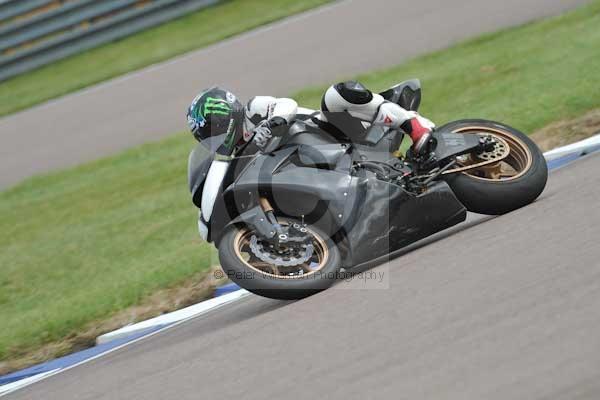 Motorcycle action photographs;Rockingham;Rockingham photographs;Trackday digital images;event digital images;eventdigitalimages;no limits trackday;peter wileman photography;rockingham corby northamptonshire;trackday;trackday photos
