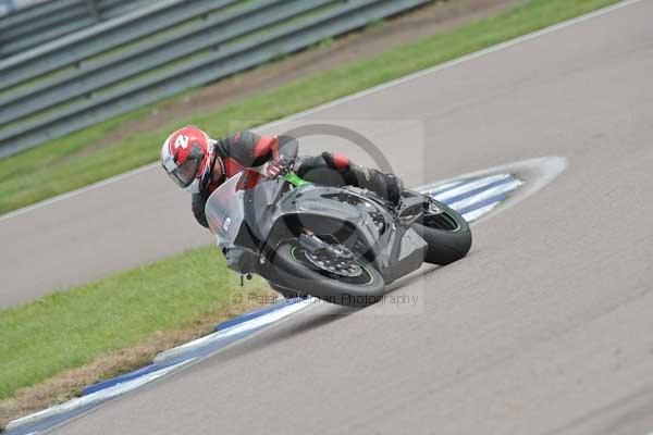 Motorcycle action photographs;Rockingham;Rockingham photographs;Trackday digital images;event digital images;eventdigitalimages;no limits trackday;peter wileman photography;rockingham corby northamptonshire;trackday;trackday photos