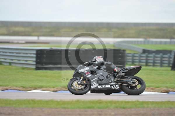 Motorcycle action photographs;Rockingham;Rockingham photographs;Trackday digital images;event digital images;eventdigitalimages;no limits trackday;peter wileman photography;rockingham corby northamptonshire;trackday;trackday photos