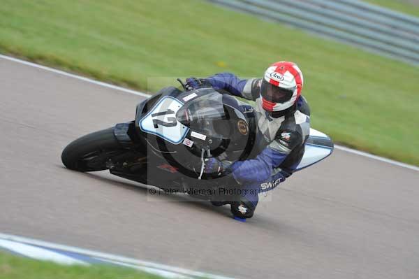 Motorcycle action photographs;Rockingham;Rockingham photographs;Trackday digital images;event digital images;eventdigitalimages;no limits trackday;peter wileman photography;rockingham corby northamptonshire;trackday;trackday photos