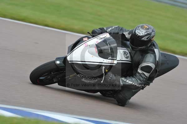 Motorcycle action photographs;Rockingham;Rockingham photographs;Trackday digital images;event digital images;eventdigitalimages;no limits trackday;peter wileman photography;rockingham corby northamptonshire;trackday;trackday photos