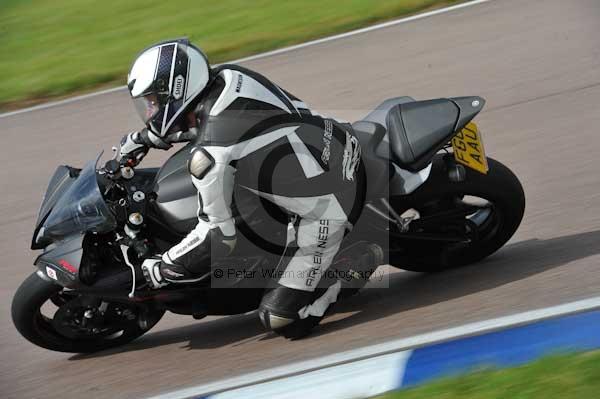 Motorcycle action photographs;Rockingham;Rockingham photographs;Trackday digital images;event digital images;eventdigitalimages;no limits trackday;peter wileman photography;rockingham corby northamptonshire;trackday;trackday photos