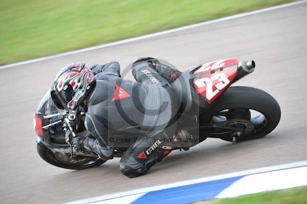 Motorcycle action photographs;Rockingham;Rockingham photographs;Trackday digital images;event digital images;eventdigitalimages;no limits trackday;peter wileman photography;rockingham corby northamptonshire;trackday;trackday photos