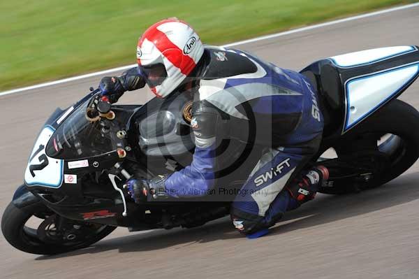 Motorcycle action photographs;Rockingham;Rockingham photographs;Trackday digital images;event digital images;eventdigitalimages;no limits trackday;peter wileman photography;rockingham corby northamptonshire;trackday;trackday photos