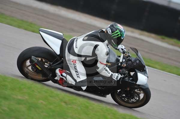 Motorcycle action photographs;Rockingham;Rockingham photographs;Trackday digital images;event digital images;eventdigitalimages;no limits trackday;peter wileman photography;rockingham corby northamptonshire;trackday;trackday photos