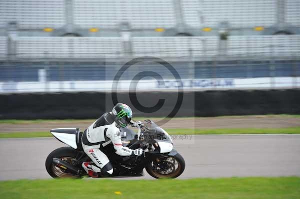 Motorcycle action photographs;Rockingham;Rockingham photographs;Trackday digital images;event digital images;eventdigitalimages;no limits trackday;peter wileman photography;rockingham corby northamptonshire;trackday;trackday photos