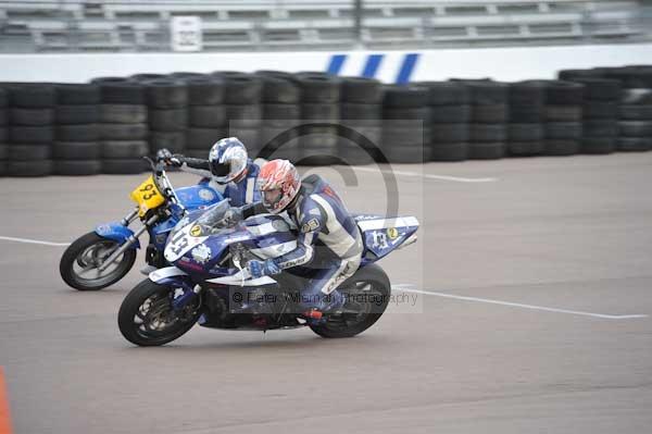 Motorcycle action photographs;Rockingham;Rockingham photographs;Trackday digital images;event digital images;eventdigitalimages;no limits trackday;peter wileman photography;rockingham corby northamptonshire;trackday;trackday photos