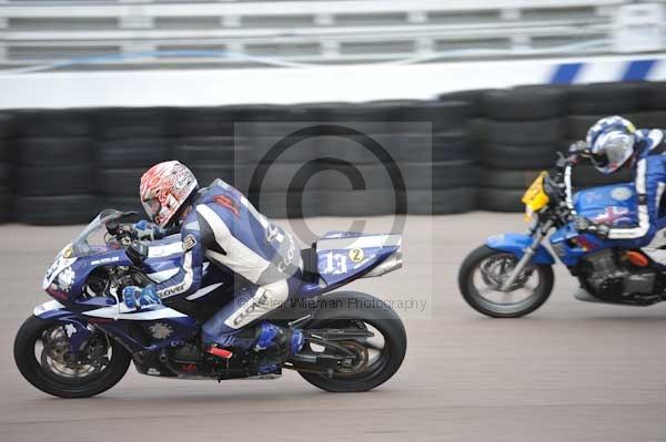Motorcycle action photographs;Rockingham;Rockingham photographs;Trackday digital images;event digital images;eventdigitalimages;no limits trackday;peter wileman photography;rockingham corby northamptonshire;trackday;trackday photos