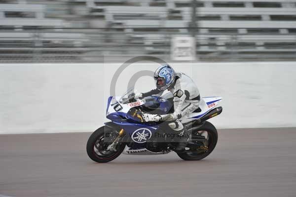 Motorcycle action photographs;Rockingham;Rockingham photographs;Trackday digital images;event digital images;eventdigitalimages;no limits trackday;peter wileman photography;rockingham corby northamptonshire;trackday;trackday photos