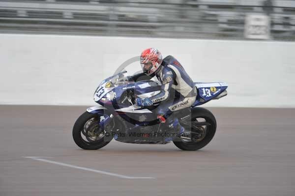 Motorcycle action photographs;Rockingham;Rockingham photographs;Trackday digital images;event digital images;eventdigitalimages;no limits trackday;peter wileman photography;rockingham corby northamptonshire;trackday;trackday photos