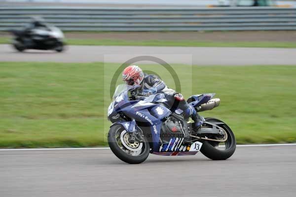 Motorcycle action photographs;Rockingham;Rockingham photographs;Trackday digital images;event digital images;eventdigitalimages;no limits trackday;peter wileman photography;rockingham corby northamptonshire;trackday;trackday photos