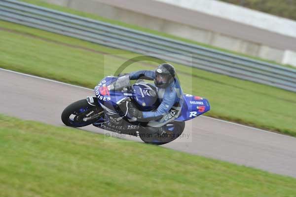 Motorcycle action photographs;Rockingham;Rockingham photographs;Trackday digital images;event digital images;eventdigitalimages;no limits trackday;peter wileman photography;rockingham corby northamptonshire;trackday;trackday photos